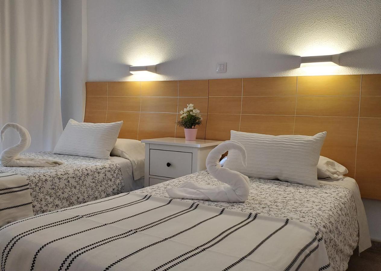 Las Camelias Apartments ปลายา เดล อิงเกลส ภายนอก รูปภาพ