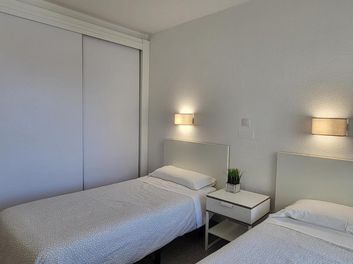 Las Camelias Apartments ปลายา เดล อิงเกลส ภายนอก รูปภาพ