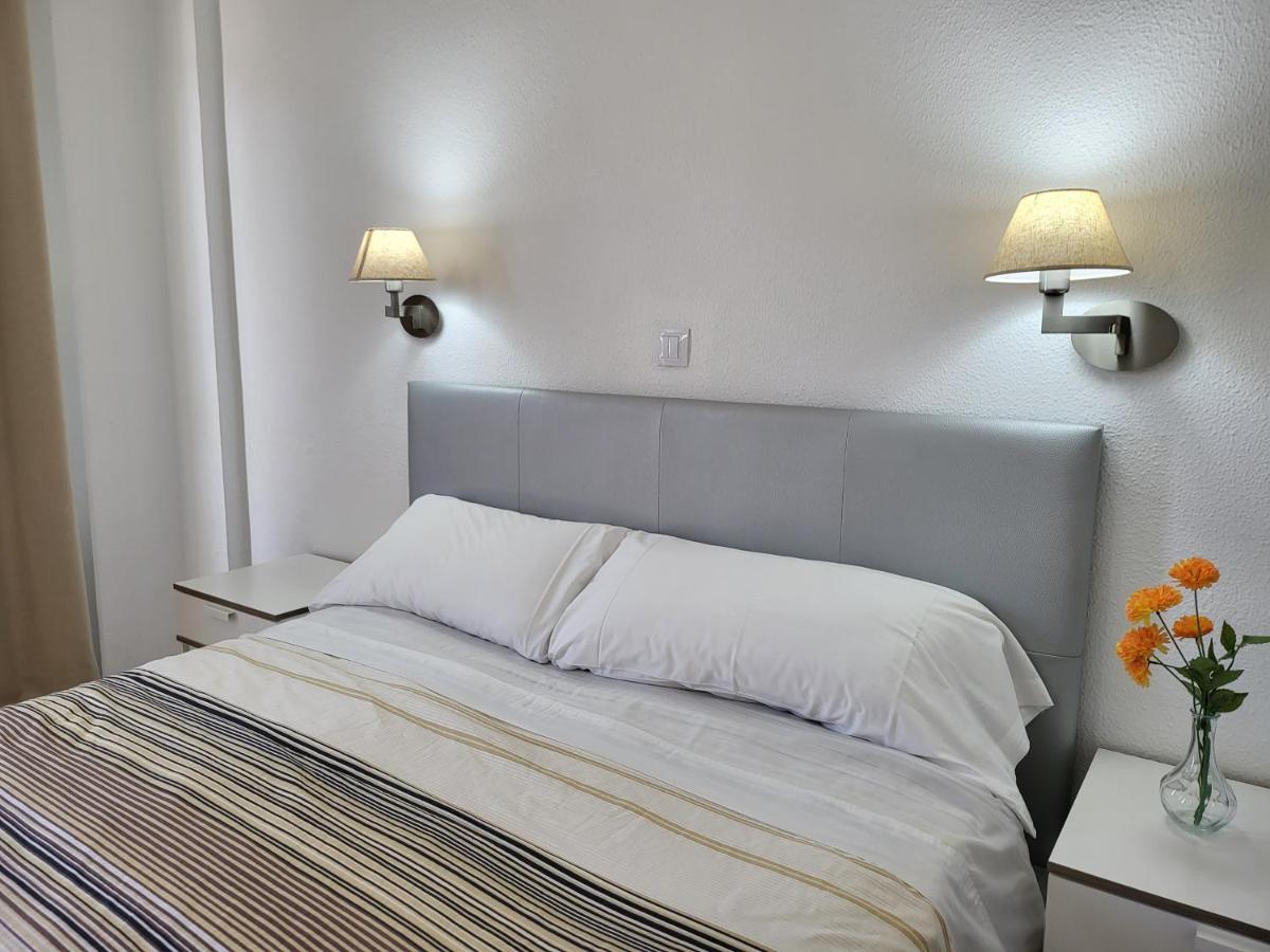 Las Camelias Apartments ปลายา เดล อิงเกลส ภายนอก รูปภาพ
