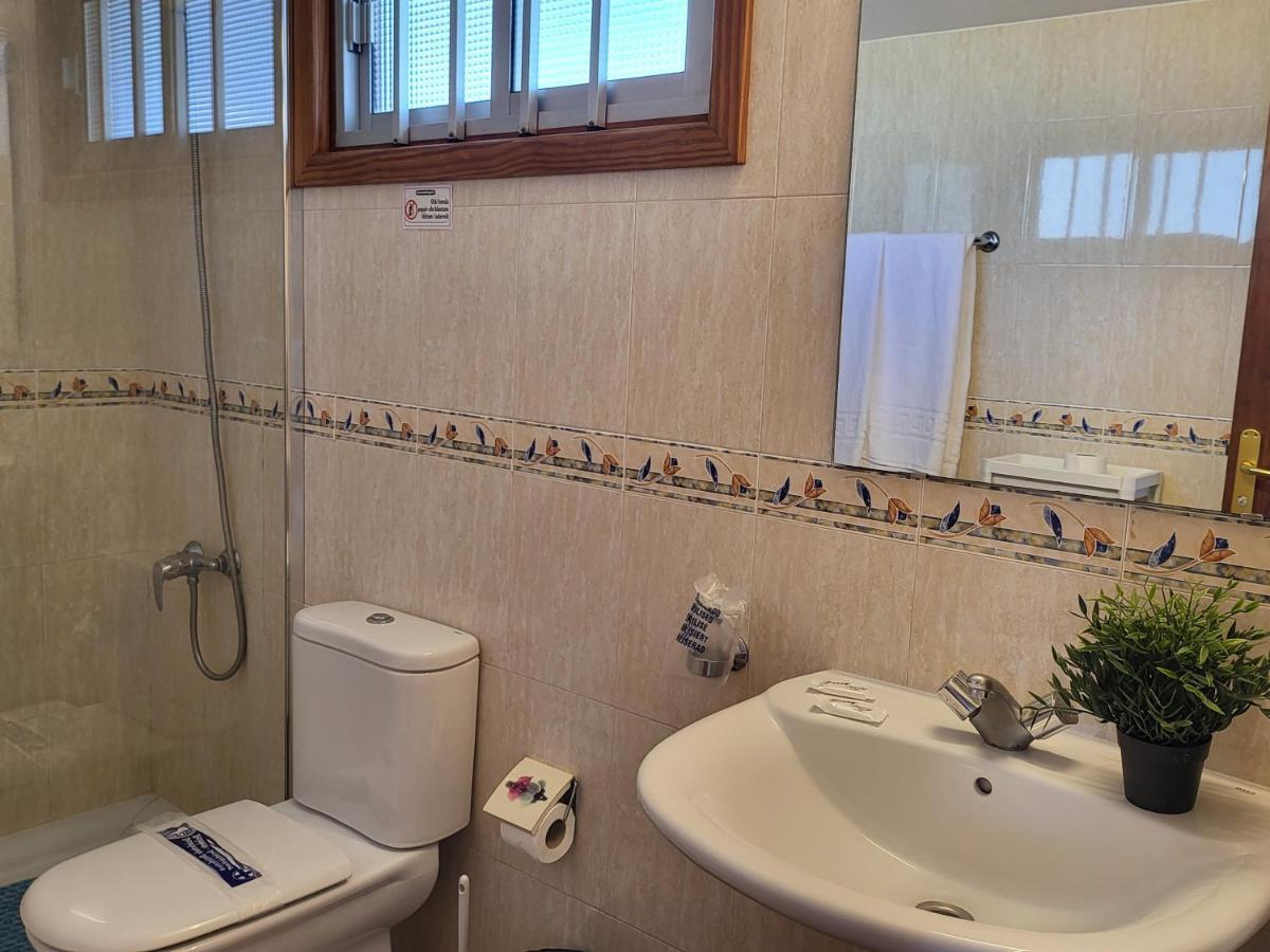 Las Camelias Apartments ปลายา เดล อิงเกลส ภายนอก รูปภาพ